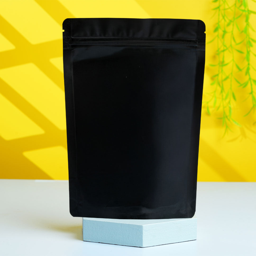 Premium black pouch for snacks, dry fruits, and FMCG products||150 to 250gm - 130mm(W) * 210mm(H) * 40mm+40mm(BG)